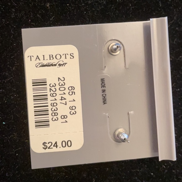 Earring bundle - Picture 7 of 7